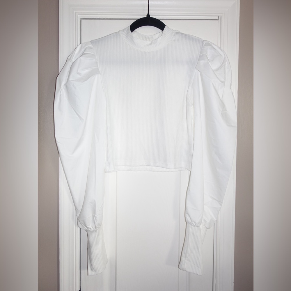 SHEIN white ribbed knit top with oversized puff sleeves